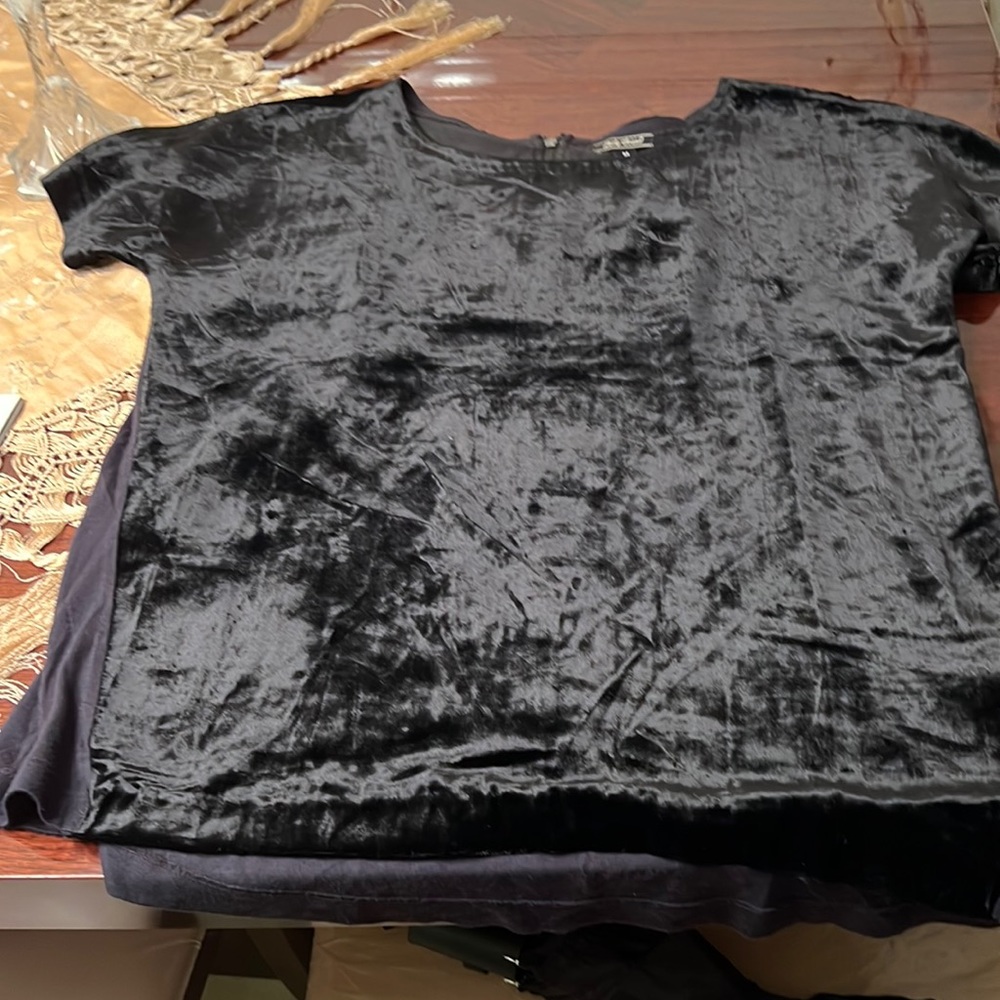 Lucky Brand top velvet